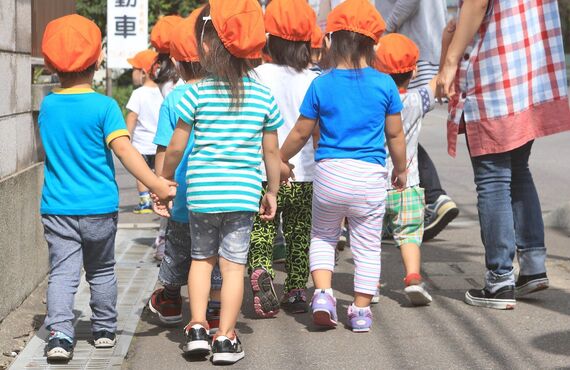 専門家から運動の指導を直接受けられます | 桑名の幼稚園なら豊かな教育のマリア・モンテッソーリ幼稚園